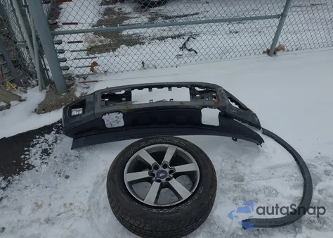 2017 Ford F-150 Xlt z USA, uszkodzony, nr VIN 1FTFX1EGXHFC00636